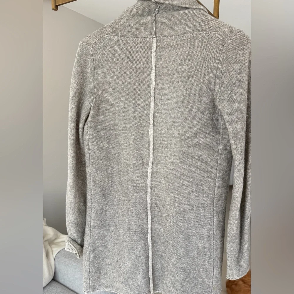 Aritzia Babaton Women’s Beekman Cardigan in Heathered Gray, XXS - Picture 2 of 8